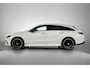 Mercedes-Benz CLA CLA 250e Shooting Brake Automaat AMG Line | Premium Pakket | Nightpakket | Parkeerpakket | Winterpakket | Stoelverwarming | Sfeerverlichting | Keyless Go | Panoramadak | LED