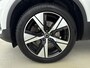 Volvo XC40 1.5 T5 Recharge Inscription | Navigatie | Cruise Control | Ledere interieur | Apple carplay & Android auto | Elektrische stoelen met geheugen | Stuurwiel verwarming | Stoelverwarming | Sfeerverlichting |