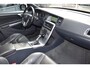 Volvo V60 1.5 T2 Kinetic , Automaat, Navi, PDC voor-achter, Sport lederen stoelen , Cruise contr. Radio-CD, Stoelverwarming.
