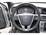 Volvo V60 1.5 T2 Kinetic , Automaat, Navi, PDC voor-achter, Sport lederen stoelen , Cruise contr. Radio-CD, Stoelverwarming.