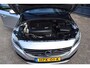 Volvo V60 1.5 T2 Kinetic , Automaat, Navi, PDC voor-achter, Sport lederen stoelen , Cruise contr. Radio-CD, Stoelverwarming.