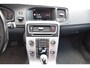 Volvo V60 1.5 T2 Kinetic , Automaat, Navi, PDC voor-achter, Sport lederen stoelen , Cruise contr. Radio-CD, Stoelverwarming.