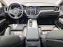 Volvo XC60 2.0 T6 Plug-in hybrid AWD Plus Dark | Trekhaak | 360 graden camera | Stoelverwarming | Panoramadak |