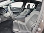 Volvo V60 2.0 T6 Plug-in hybrid AWD Plus Dark | Harman/Kardon Audio | 360 graden camera | Trekhaak | Sportstoelen |