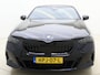 BMW 5-Serie 520d M Sport Pro -Stoelventilatie -Harman/Kardon -Verwarmd Stuur -Iconic Glow -Drive Recorder -Standkachel -Driving Ass Plus -Live Cockpit Prof -M Sportrem Rood -Comfortstoelen Memory