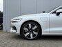 Volvo V60 T6 Plug-in hybrid AWD Plus Bright | Panoramadak | Verwarmbare voorstoelen, achterbank en stuurwiel | Premium audio by Harman Kardon | Apple carplay/Android auto | 360 graden camera | Elektrisch verstelbare stoelen | Keyless | Head up display