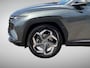 Hyundai Tucson 1.6 T-GDI HEV Premium NL-Auto, 1650kg Trekgewicht! | Vol-Leder | Digitaal Instrumentenpaneel | Adapt. Cruise Control | Apple Carplay/Android Auto | Stoelverwarming | Dodehoek Detectie | 360° Camera | Rijklaarprijs!