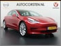 Tesla Model 3 RWD+ 60kWh 325PK **LFP ACCU** Ivoor Interieur 19"Lmv FSD-3 Comp. AutoPilot Leder PanoDak Adaptive-Cruise Lmv Camera's Elektr.-Stuur+Stoelen+Spiegels+Geheugen+Easy-Entry+Verwarmde stoelen Park assistent PDC WIFI Lane-Assist Speed-Assist Navi LED Comfortstoelen ACC DAB Keyless en Voorverwarmen interieur via App One-Pedal-Drive In zeer nette staat! Origineel Nederlandse auto tot 11kw laden thuis! Garantie Accu tot 30-6-2029 max 160.000km