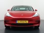 Tesla Model 3 RWD+ 60kWh 325PK **LFP ACCU** Ivoor Interieur 19"Lmv FSD-3 Comp. AutoPilot Leder PanoDak Adaptive-Cruise Lmv Camera's Elektr.-Stuur+Stoelen+Spiegels+Geheugen+Easy-Entry+Verwarmde stoelen Park assistent PDC WIFI Lane-Assist Speed-Assist Navi LED Comfortstoelen ACC DAB Keyless en Voorverwarmen interieur via App One-Pedal-Drive In zeer nette staat! Origineel Nederlandse auto tot 11kw laden thuis! Garantie Accu tot 30-6-2029 max 160.000km
