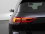 Volkswagen Golf 1.4 eHybrid Style | Schuifdak | 17'' Ventura | Zondag Open!