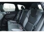 Volvo XC60 2.0 T6 Plug-in hybrid AWD Plus Dark | Schuif / kanteldak | 360 camera | Harman Kardon | Elektrisch verstelbare stoelen met geheugen |