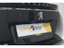Peugeot e-2008 EV Active Pack 50 kWh | 3 Fase | Camera | Navigatie | Parkeersensoren | Climate Control
