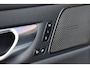 Volvo V60 T6 350PK Plug-in Hybrid AWD Plus Dark | Harman/Kardon | Lichtmetalen velgen 18" |