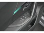 Peugeot e-2008 EV Allure 50 kWh | SOH=96.7 % | 3 Fase Laadfunctie | Camera | Navigatie | Parkeersensoren | Apple Carplay