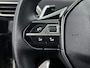 Peugeot 5008 1.6 GT-Line | 7-Zits | Automaat | Panoramadak | Vol-Leder | Navigatie | Camera | Stoelverwarming | Adaptive Cruise Control | Climate control | Parkeer sensoren | LMV | Schuifdak | LED |