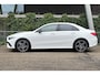 Mercedes-Benz A-klasse A 250e Limousine Star Edition AMG Line | Advanced Plus Pakket | Parkeerpakket | Winterpakket | Sfeerverlichting | Stoelverwarming | Panoramadak | Keyless Go | Trekhaak