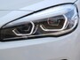 BMW 2-Serie Active Tourer 220i High Executive Edition AUTOMAAT / Trek gw 1500 / Lederen Bekleding / Navigatie / Elektrisch Schuif-/Kanteldak / Elektrisch Bedienbare Achterklep / Head-Up Display /