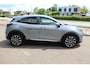 Ford Puma 1.0-125pk EcoBoost Mild-Hybrid Titanium X. Garantie t/m 07-03-2028 ! Slechts 7.400km ! Cruise cntrl, climate cntrl, stoel-, stuur- en voorraamverw., draadloos opladen telefoon, trekhaak afneembaar, navigatie, telefoonvoorb., LM wielen, B&O soundsyst., digitaal dashboard etc.