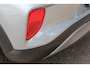 Ford Puma 1.0-125pk EcoBoost Mild-Hybrid Titanium X. Garantie t/m 07-03-2028 ! Slechts 7.400km ! Cruise cntrl, climate cntrl, stoel-, stuur- en voorraamverw., draadloos opladen telefoon, trekhaak afneembaar, navigatie, telefoonvoorb., LM wielen, B&O soundsyst., digitaal dashboard etc.
