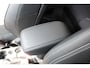 Ford Puma 1.0-125pk EcoBoost Mild-Hybrid Titanium X. Garantie t/m 07-03-2028 ! Slechts 7.400km ! Cruise cntrl, climate cntrl, stoel-, stuur- en voorraamverw., draadloos opladen telefoon, trekhaak afneembaar, navigatie, telefoonvoorb., LM wielen, B&O soundsyst., digitaal dashboard etc.