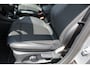 Ford Puma 1.0-125pk EcoBoost Mild-Hybrid Titanium X. Garantie t/m 07-03-2028 ! Slechts 7.400km ! Cruise cntrl, climate cntrl, stoel-, stuur- en voorraamverw., draadloos opladen telefoon, trekhaak afneembaar, navigatie, telefoonvoorb., LM wielen, B&O soundsyst., digitaal dashboard etc.