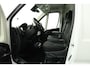 Peugeot Boxer 2.2 BlueHDi 180pk L4H2 3.5t Heavy HD Aut. | Lengte 4 | BPM Vrij | Trekhaak | Navigatie | Camera | Climate control | Laadvloer | PDC