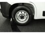 Peugeot Boxer 2.2 BlueHDi 180pk L4H2 3.5t Heavy HD Aut. | Lengte 4 | BPM Vrij | Trekhaak | Navigatie | Camera | Climate control | Laadvloer | PDC