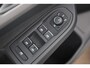 Volkswagen Golf Variant 1.0 eTSI Life Automaat Navigatie Carplay Android Memory Sportstoel Getint Glas 17 inch LMV Sfeerverlichting Adaptive Cruise