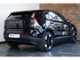 Volvo EX30 Single Motor Extended Range Plus | | 5 jaar garantie! | Premium Audio by Harman Kardon | Keyless Entry | Achteruitrijcamera | Parkeersensoren V+A | Getint Glas Achter | Pilot Assist | Adaptieve Cruise Control | Draadloze Telefoonlader | Navigatiesysteem | Rijstrooksensor Met Correctie | Apple Carplay/Android Auto |
