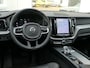 Volvo XC60 2.0 T8 Plug-in hybrid AWD Ultimate Dark | 455 PK | Luchtvering | Panoramadak | Harman/Kardon | Apple-/Android Carplay | Stoelverwarming V+A | Full-LED | Head-up display | Contourstoelen met memory | Orrefors Sweden