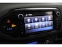 Toyota Yaris 1.5 Hybrid Dynamic Bi-Tone | Trekhaak | Navigatie | Climate control | Keyless |