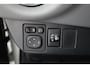 Toyota Yaris 1.5 Hybrid Dynamic Bi-Tone | Trekhaak | Navigatie | Climate control | Keyless |