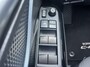 Toyota C-HR 2.0 Hybrid Dynamic l Rijklaar l Navi l Trekhaak l Camera