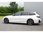 BMW 3-Serie Touring 320e M-Sportpakket HU Camera Led Innovation/pack Driver/assist Parelmoer/metallic