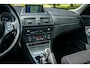BMW X3 2.0i | Nap | Trekhaak | 4x nieuwe banden | 2x sleutel