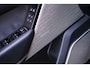 Land Rover Range Rover Velar 2.0 P400e SE Hybride | Panodak | Massage | Meridian 3D | Trekhaak | 20 inch |