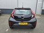 Toyota Aygo X 1.0 VVT-i MT Play | Adaptieve Cruise Control | Apple Carplay & Android Auto | Achteruitrijcamera | Garantie t/m 03-2034 of 200.000km