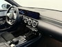 Mercedes-Benz A-klasse 250 e AMG Line ACC PDC 360' camera Panoramadak Head-Up 24 maanden garantie mogelijk (*vraag naar de voorwaarden)