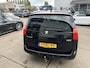 Peugeot 5008 1.6 THP Blue Lease Executive 7p.
