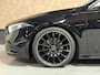 Mercedes-Benz A-klasse 200 d Amg pakket l Night pakket l Sfeer verlichting l Camera l 19 Inch