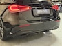 Mercedes-Benz A-klasse 200 d Amg pakket l Night pakket l Sfeer verlichting l Camera l 19 Inch