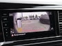 Volkswagen Transporter 2.0 TDI L2H1 30 DC Bulli 199pk | Leder | 2x schuifdeur met sluithulp | Trekhaak | Achteruitrijcamera | Navigatie 'Pro'|