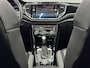 Volkswagen T-Roc 2.0 TSI 4Motion 300PK R - Akra - Pano - Camera - Leer - Elek. Achterklep -