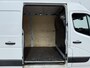 Renault Master T33 2.3 DCI 135PK L2H2 Airco Cruise Control Parkeersensoren LED