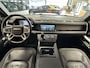 Land Rover Defender 110 2.0 P300 110 HSE 23 INCH NAVIGATIE PANORAMA SCHUIF/KANTELDAK CRUISE CONTROL CLIMATE CONTROL KEYLESS GO RIJSTROOKSENSOREN APPLE CARPLAY/ANDROID 360 CAMERA ZEER MOOI !! Brgl
