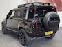 Land Rover Defender 110 2.0 P300 110 HSE 23 INCH NAVIGATIE PANORAMA SCHUIF/KANTELDAK CRUISE CONTROL CLIMATE CONTROL KEYLESS GO RIJSTROOKSENSOREN APPLE CARPLAY/ANDROID 360 CAMERA ZEER MOOI !! Brgl