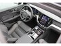 Volvo V60 T6 Automaat Plug-in hybrid AWD Plus Dark| Panoramadak | 360" Rondomzicht camera | Stoelverwarming/stuurwielverwarming | Google services | Semi elektrische trekhaak | Elektrisch bedienbare achterklep | Verwarmd voorruit