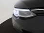 Volkswagen Golf 1.5 eTSI Life | Achteruitrijcamera | CarPlay | Sfeerverlichting | Stoel- en stuurwielverwarming | 3-zone airco | Draadloze telefoonlader | Adaptieve cruise control |