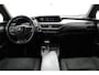 Lexus UX 250h Business Line | 18 Inch Lichtmetalen velgen | Privacy Glass | Keyless Entry