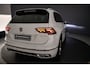 Volkswagen Tiguan R-Line Business 1.4 TSI eHybrid 245pk DSG Automaat Panoramadak, LED matrix koplampen, Adaptive cruise control, Achteruitrijcamera, Elektrische achterklep, Navigatie